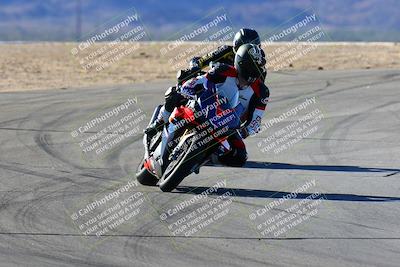 media/Jan-09-2022-SoCal Trackdays (Sun) [[2b1fec8404]]/Turns 9 and 8 (920am)/